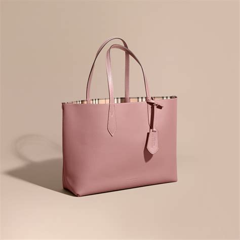 burberry reversible lightweight tote bag|Burberry bridal collection tote bag.